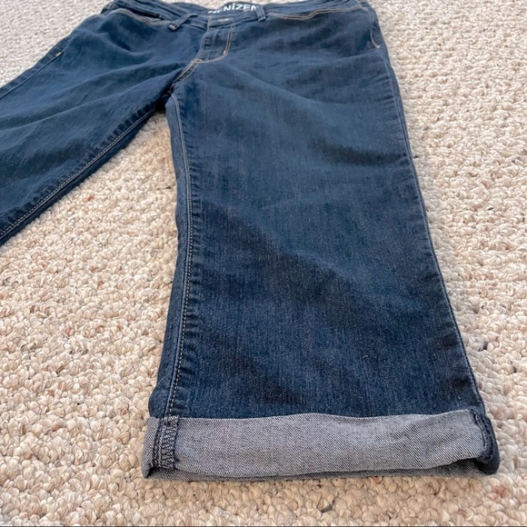 Denizen capris by Levi’s size 8 - Picture 4 of 8